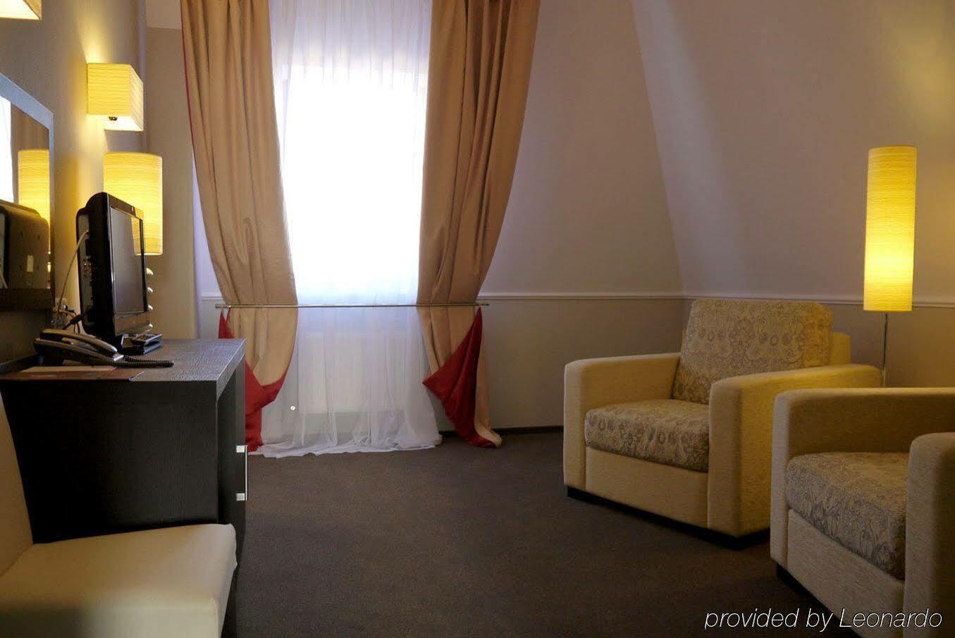 Optima Kropyvnytskyi Hotel 외부 사진